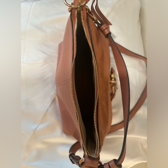 Chloe Joan Small Shoulder Bag in Cheek - Picture 2 of 15